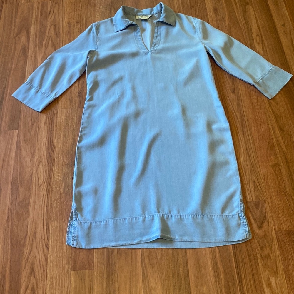 Ladies size small white/blue Jean tunic style dress. V-neck with 3/4 sleeves.